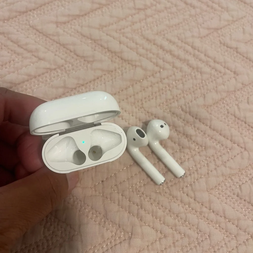 Apple AirPods with Charging Case - White
